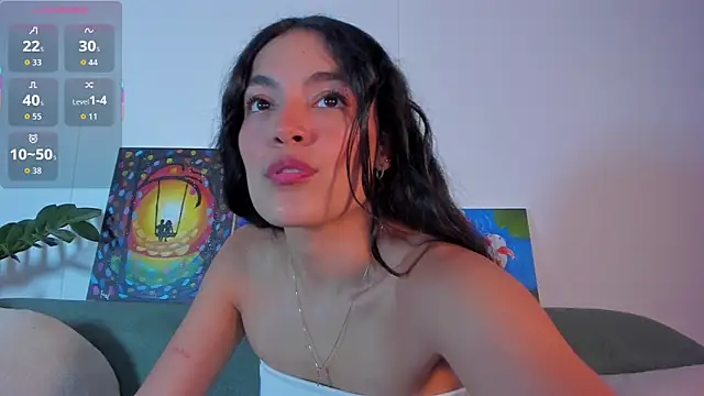 TIFFANYRUSSO online show from 21, 10, 2025