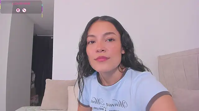 TIFFANYRUSSO online show from 27, 7, 2026