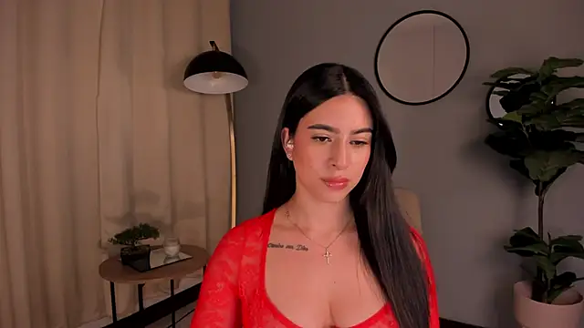 Snapshot of LiaPearce chatting on 2, 12, 2024 LiaPearce online show from 2, 12, 2024