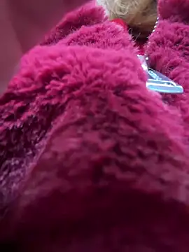 DaisyVibesss online show from 7, 12, 2024