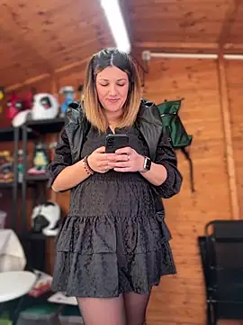 DaisyVibesss online show from 31, 12, 2024