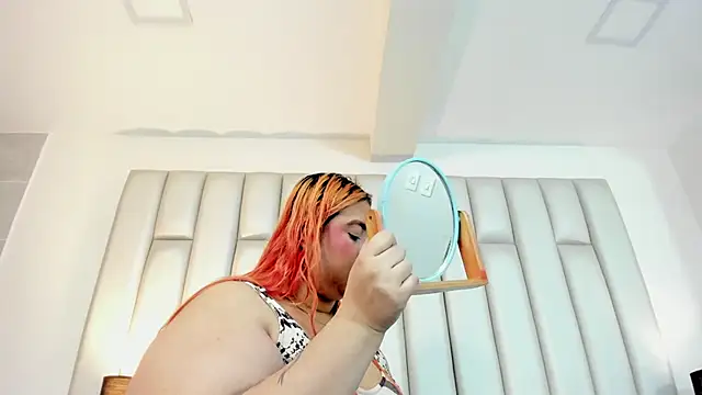 aandreaperez online show from 24, 10, 2025