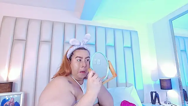 aandreaperez online show from 9, 2, 2026