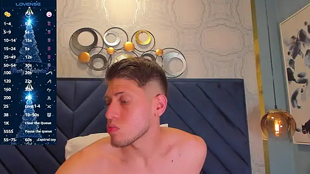 Snapshot of SebastianMaximoff chatting on 27, 12, 2024 SebastianMaximoff online show from 27, 12, 2024