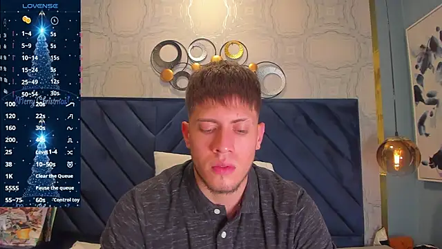 Snapshot of SebastianMaximoff chatting on 30, 12, 2024 SebastianMaximoff online show from 30, 12, 2024