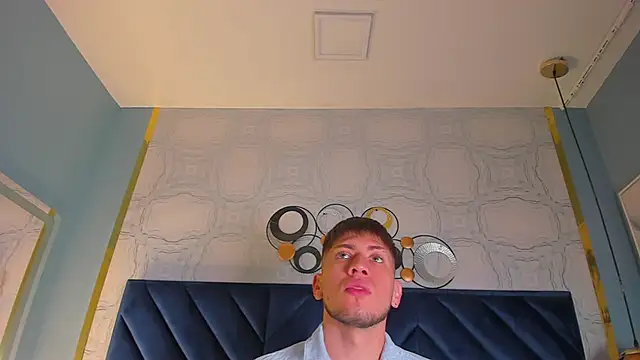 Snapshot of SebastianMaximoff chatting on 26, 1, 2025 SebastianMaximoff online show from 26, 1, 2025