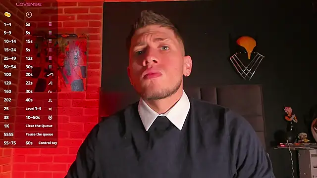 Snapshot of SebastianMaximoff chatting on 8, 2, 2025 SebastianMaximoff online show from 8, 2, 2025