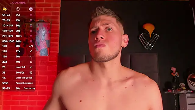 Snapshot of SebastianMaximoff chatting on 8, 2, 2025 SebastianMaximoff online show from 8, 2, 2025