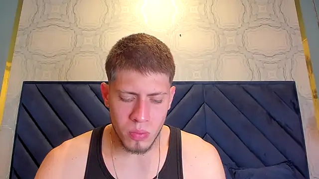 Snapshot of SebastianMaximoff chatting on 25, 9, 2025 SebastianMaximoff online show from 25, 9, 2025