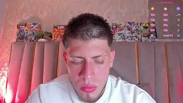 Snapshot of SebastianMaximoff chatting on 26, 9, 2025 SebastianMaximoff online show from 26, 9, 2025