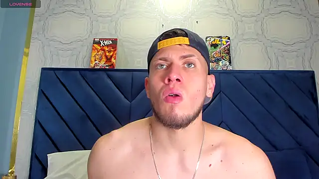 Snapshot of SebastianMaximoff chatting on 19, 11, 2025 SebastianMaximoff online show from 19, 11, 2025