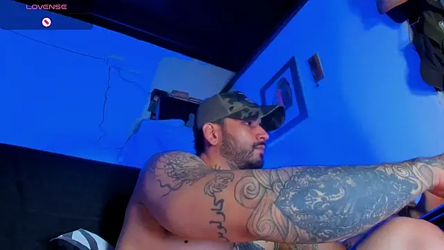 CamiloGray  online show from 27, 2, 2025