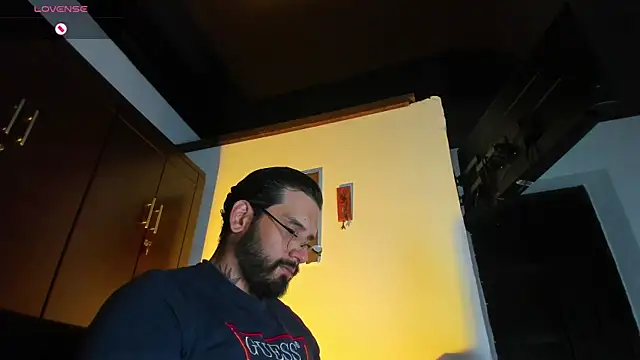 Snapshot of CamiloGray_ chatting on 13, 1, 2026 CamiloGray online show from 13, 1, 2026