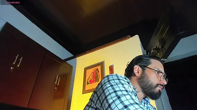 Snapshot of CamiloGray_ chatting on 19, 1, 2026 CamiloGray online show from 19, 1, 2026