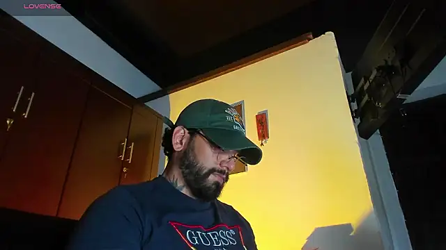 Snapshot of CamiloGray_ chatting on 20, 2, 2026 CamiloGray online show from 20, 2, 2026