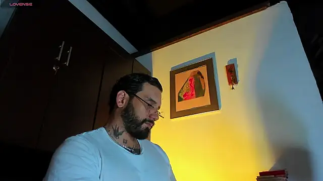 Snapshot of CamiloGray_ chatting on 11, 3, 2026 CamiloGray online show from 11, 3, 2026