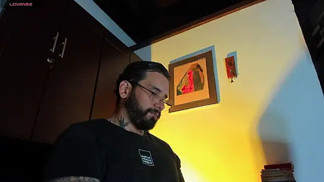 Snapshot of CamiloGray_ chatting on 13, 3, 2026 CamiloGray online show from 13, 3, 2026