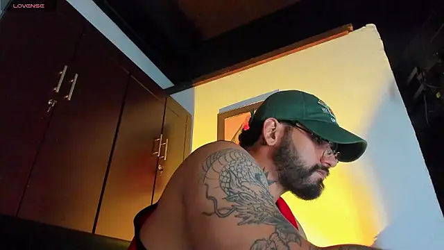 Snapshot of CamiloGray_ chatting on 15, 3, 2026 CamiloGray online show from 15, 3, 2026