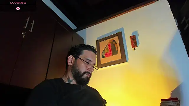 Snapshot of CamiloGray_ chatting on 10, 4, 2026 CamiloGray online show from 10, 4, 2026