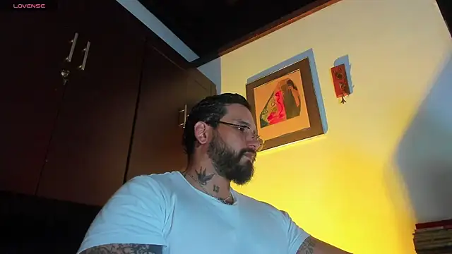 Snapshot of CamiloGray_ chatting on 14, 4, 2026 CamiloGray online show from 14, 4, 2026