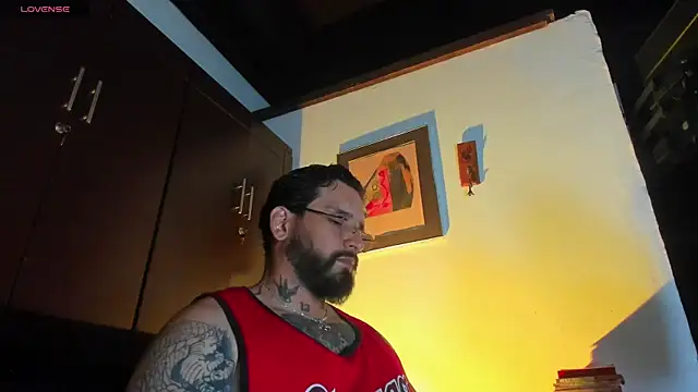 Snapshot of CamiloGray_ chatting on 21, 4, 2026 CamiloGray online show from 21, 4, 2026