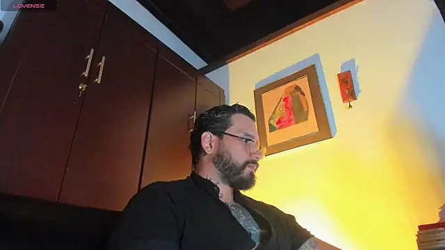 Snapshot of CamiloGray_ chatting on 24, 4, 2026 CamiloGray online show from 24, 4, 2026