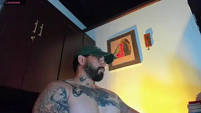Snapshot of CamiloGray_ chatting on 4, 5, 2026 CamiloGray online show from 4, 5, 2026