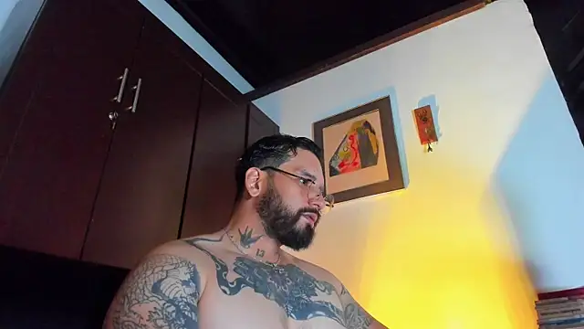 Snapshot of CamiloGray_ chatting on 14, 5, 2026 CamiloGray online show from 14, 5, 2026