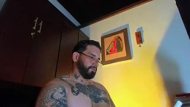 Snapshot of CamiloGray_ chatting on 19, 5, 2026 CamiloGray online show from 19, 5, 2026
