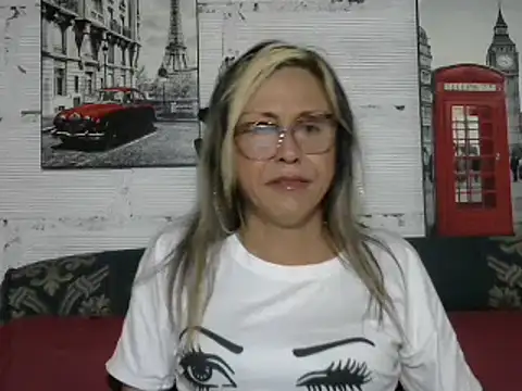 divahot08 online show from 6, 1, 2025