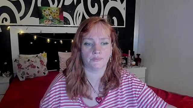 Snapshot of SinFulTitsDD chatting on 25, 1, 2025 SinFulTitsDD online show from 25, 1, 2025