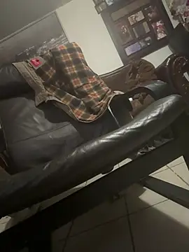 Snapshot of Cataleia21 chatting on 5, 4, 2026 Cataleia21 online show from 5, 4, 2026