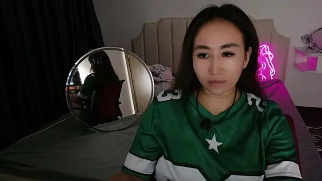 AsianQueens online show from 14, 6, 2026