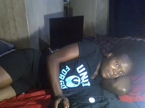 Snapshot of cute-shamza chatting on 28, 4, 2026 cute-shamza online show from 28, 4, 2026