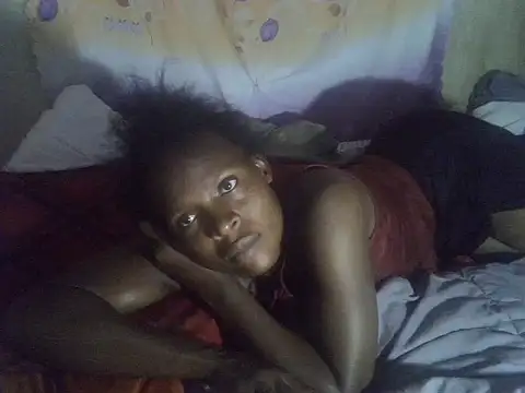 Snapshot of cute-shamza chatting on 18, 5, 2026 cute-shamza online show from 18, 5, 2026