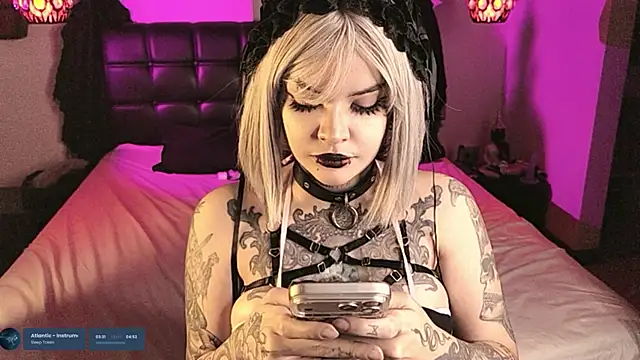 Snapshot of Noxarcane chatting on 2, 7, 2026 Noxarcane online show from 2, 7, 2026