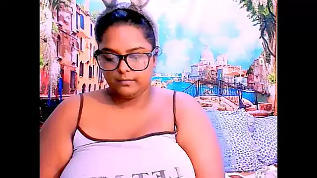 Snapshot of Indianfairy99 chatting on 13, 4, 2026 Indianfairy99 online show from 13, 4, 2026