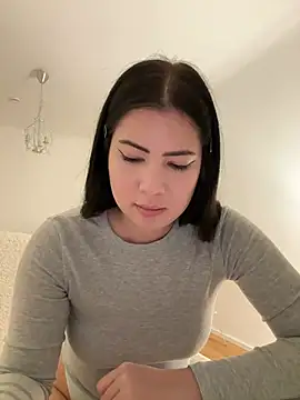 clairewntr online show from 19, 1, 2025