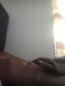 Snapshot of Malibongwe17 chatting on 29, 11, 2025 Malibongwe17 online show from 29, 11, 2025