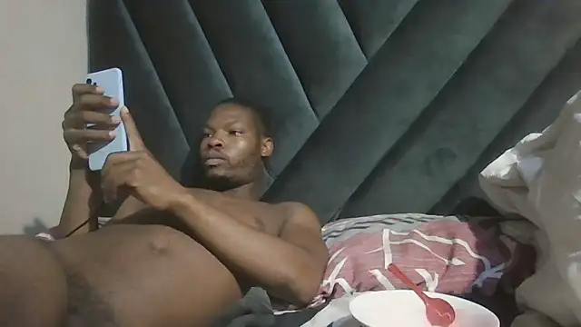 Snapshot of Malibongwe17 chatting on 8, 3, 2026 Malibongwe17 online show from 8, 3, 2026