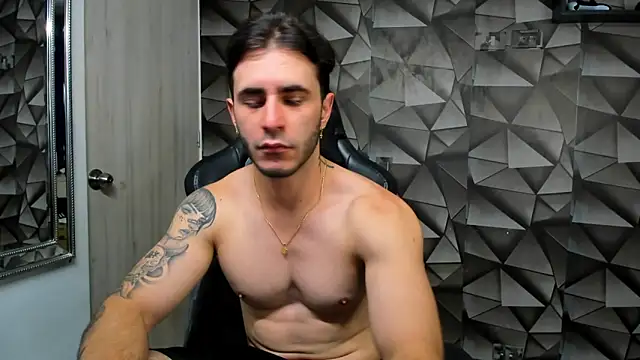 Latino stud4u online show from 20, 12, 2025