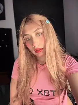 Snapshot of _Danna chatting on 17, 5, 2026 Danna online show from 17, 5, 2026
