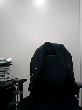 aisha latina online show from 3, 2, 2025