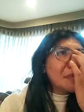 Snapshot of aisha_latina chatting on 21, 4, 2026 aisha latina online show from 21, 4, 2026