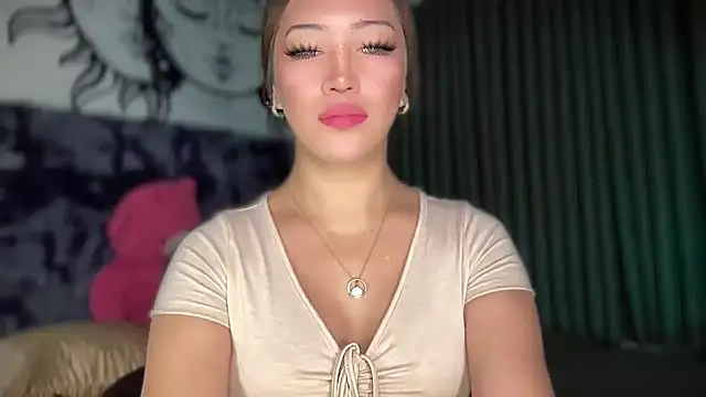 Snapshot of Jasmine_Elcock chatting on 18, 2, 2025 Jasmine Elcock online show from 18, 2, 2025