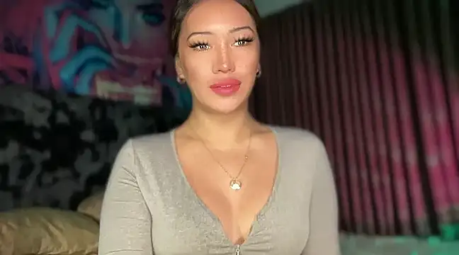 Snapshot of Jasmine_Elcock chatting on 17, 3, 2025 Jasmine Elcock online show from 17, 3, 2025