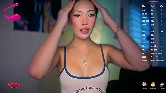 Snapshot of Jasmine_Elcock chatting on 3, 11, 2025 Jasmine Elcock online show from 3, 11, 2025