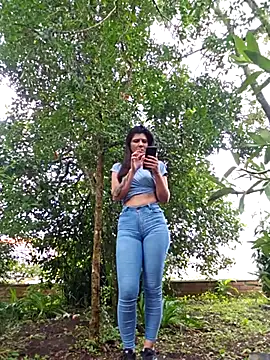 Snapshot of Yuky_ta chatting on 15, 2, 2025 Yuky ta online show from 15, 2, 2025