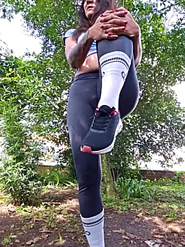 Snapshot of Yuky_ta chatting on 23, 2, 2025 Yuky ta online show from 23, 2, 2025