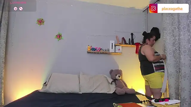 agathaxxx-69 online show from 28, 2, 2025